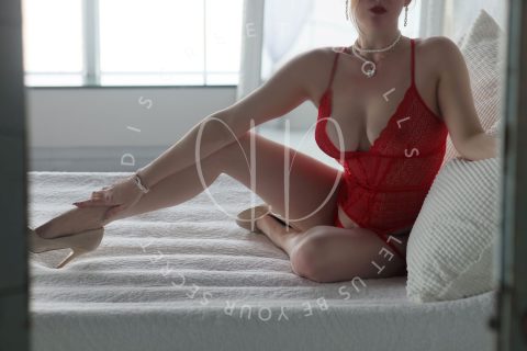 Aeryn Monroe - Toronto Escort Companion