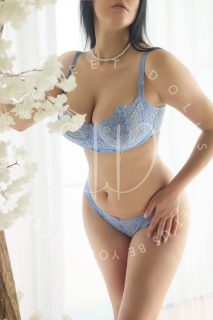 Anabelle - Toronto Escort Companion