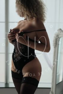 Tess - Toronto Escort Companion