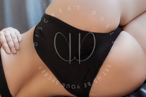 Violet - Toronto Escort Companion